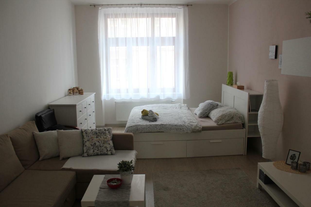 Kavi Apartments #2 比尔森 外观 照片